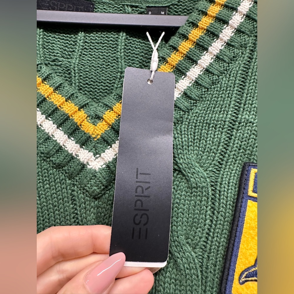 ESPRIT-Knit Sweater - Picture 4 of 6